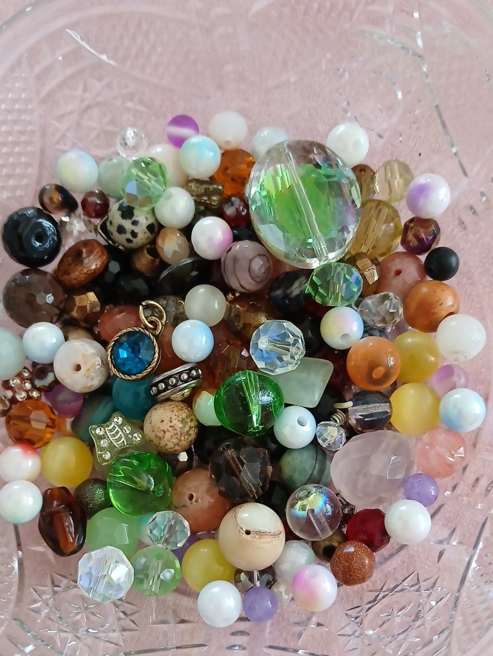 Mixed Multicolor Bead Assortment for Women Jewelry